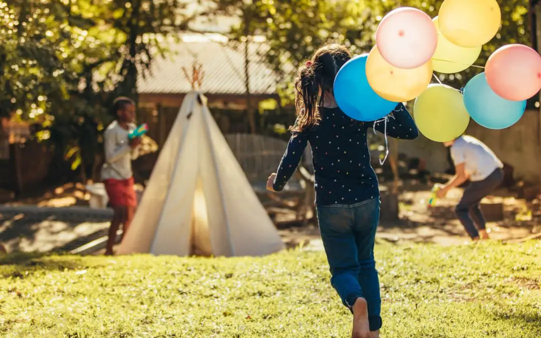 Backyard Camping | Tips to make it a Fun Family Adventure