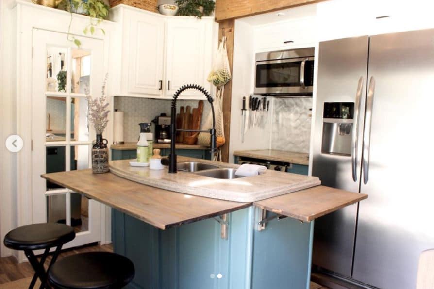 Kitchen after 12