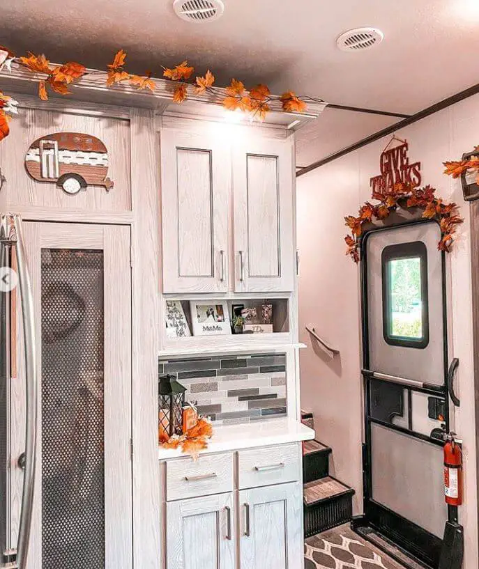adventures_with_tickr Fall Decor