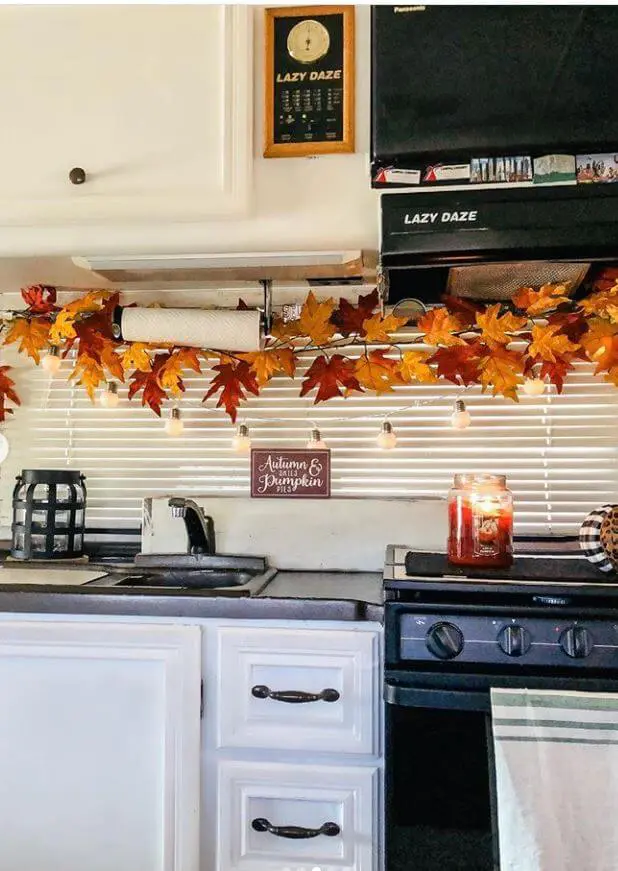fall camper decor autienoel instagram