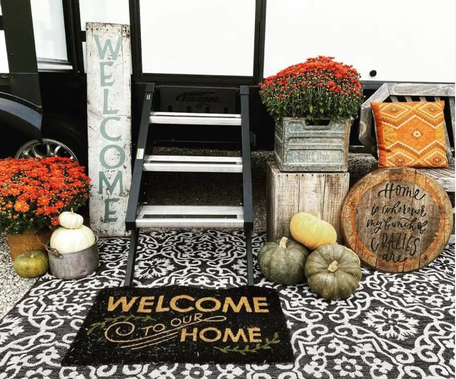 fall camper decor outdoor oulifeonthelake