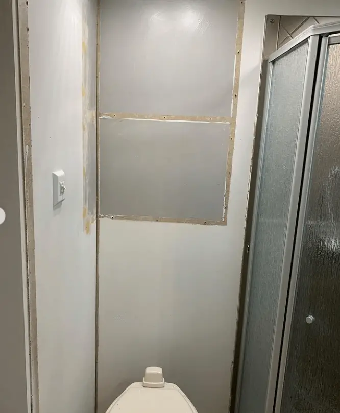 masterbath before 2