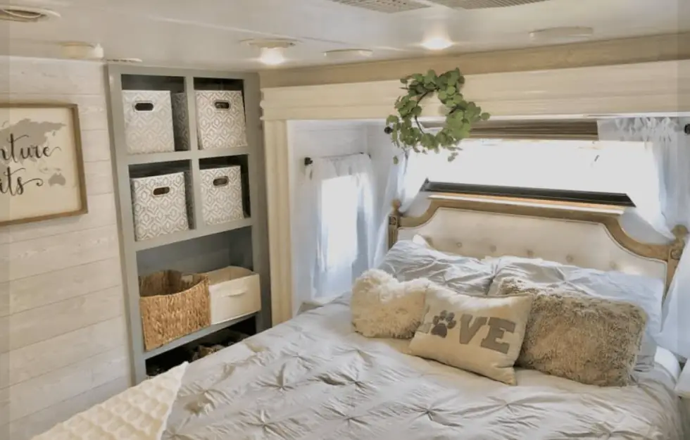 travel trailer bedroom ideas