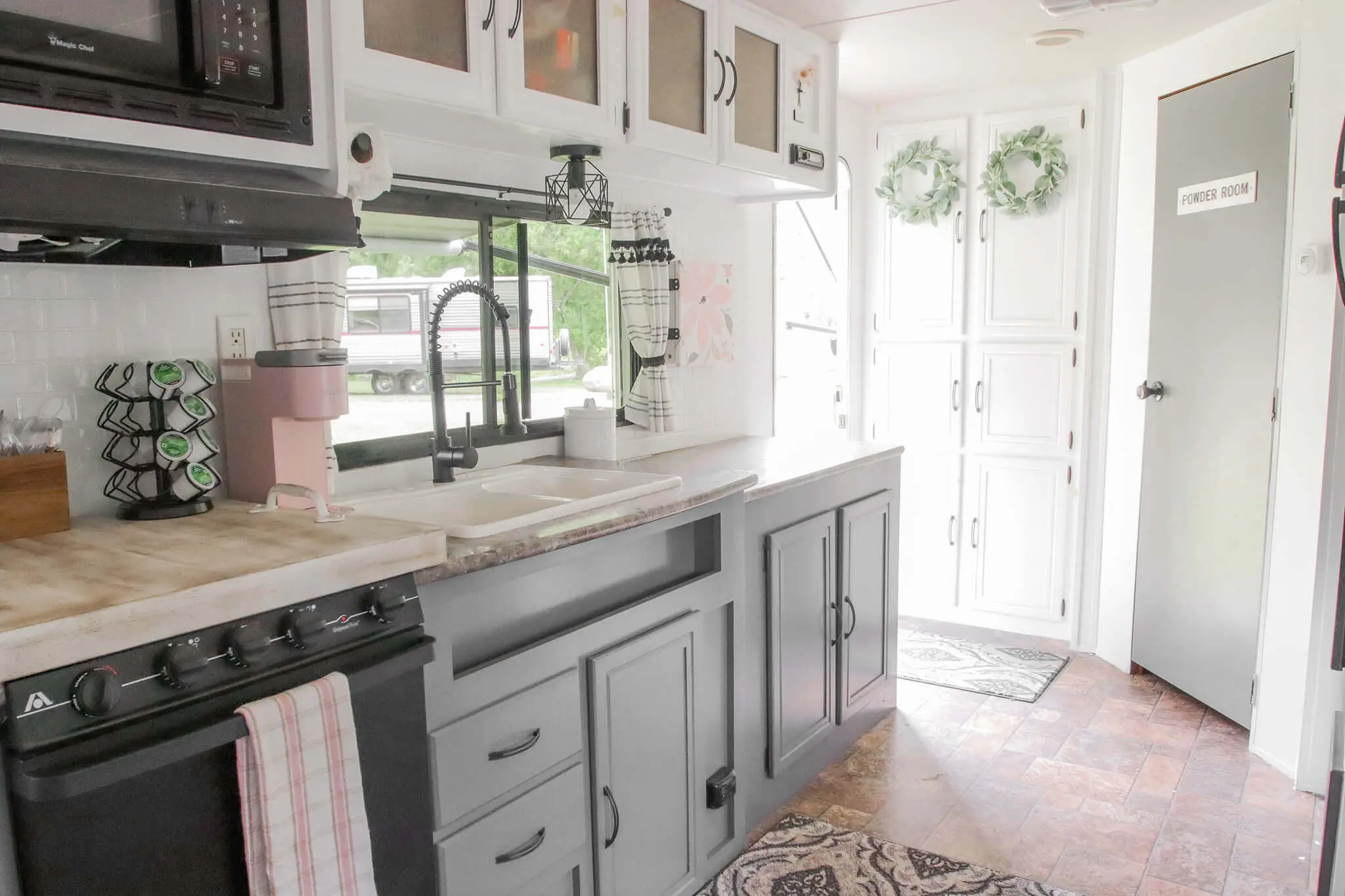 Pretty in Pink kitchen2